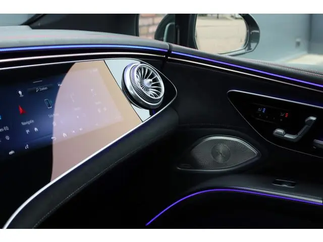 Mercedes-Benz EQS