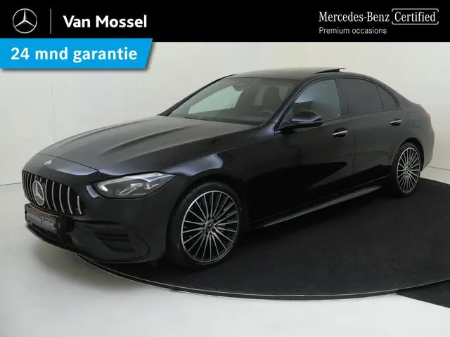 Mercedes-Benz C-klasse 300 e AMG Line / Panoramadak/ Night/ 19 inch/ Head Up/ Memory/ 360 camera