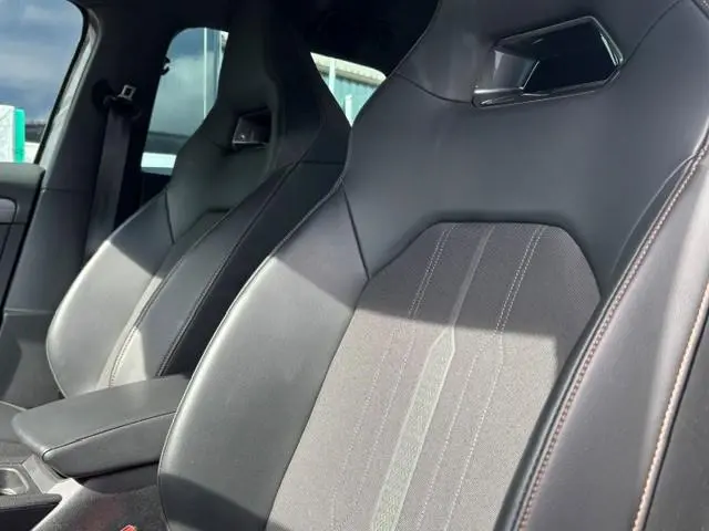 CUPRA Leon Sportstourer 1.4 e-Hybrid 245 | Stoelverwarming | Adapt. Cruise