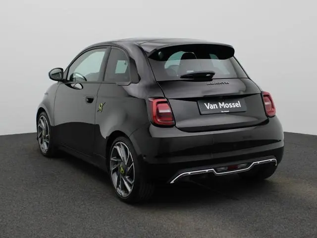 Fiat 500 Abarth Scorpionissima 42 kWh