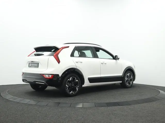 Kia Niro EV DynamicLine 64.8 kWh 204PK | Navigatie | Camera | Stoelverwarming