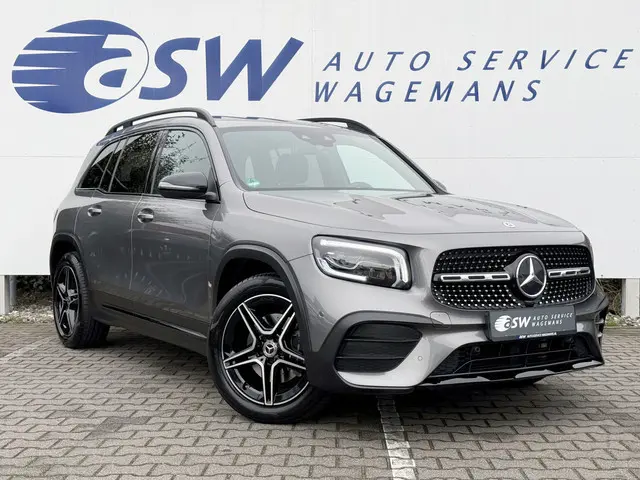 Mercedes-Benz GLB 200 Business Solution AMG | Trekhaak | MultiBeam LED | Camera | DAB+ | 19 inch