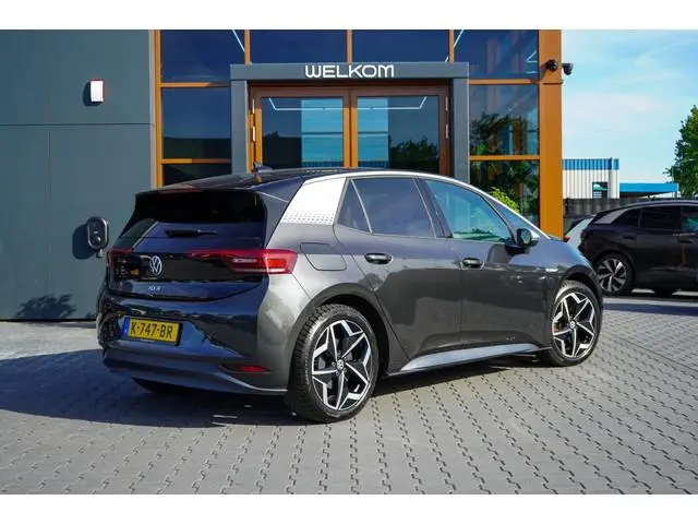 Volkswagen ID.3 First Plus 58 kWh | 91,55% SOH | IQ | Camera | Adap. Cruise
