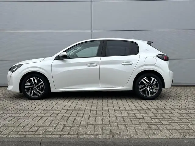Peugeot 208 1.2 PureTech Allure Pack | Navigatie | Cruise Control | Parkeerhulp | Draadloos opladen...