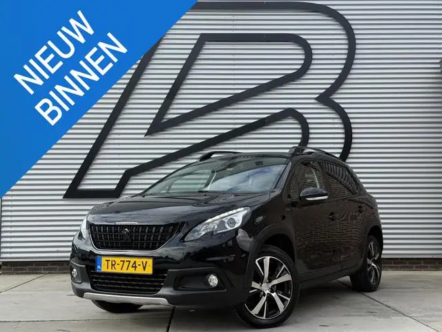 Peugeot 2008 1.2 PureTech GT-line Navi|Pano|Trekhaak|Camera|Carplay|Cruise|Clima|PDC|Stoelverwarming...