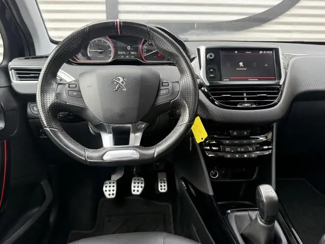 Peugeot 2008 1.2 PureTech GT-line Navi|Pano|Trekhaak|Camera|Carplay|Cruise|Clima|PDC|Stoelverwarming...