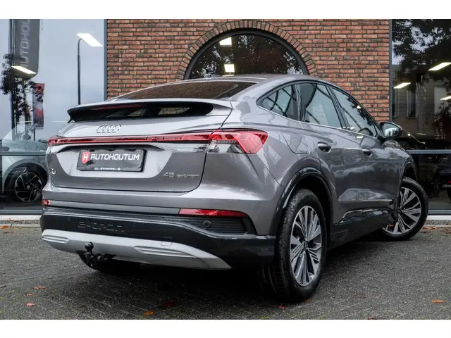 Audi Q4 Sportback e-tron 45 Edition 82 kWh Trekhaak, ACC, Leder