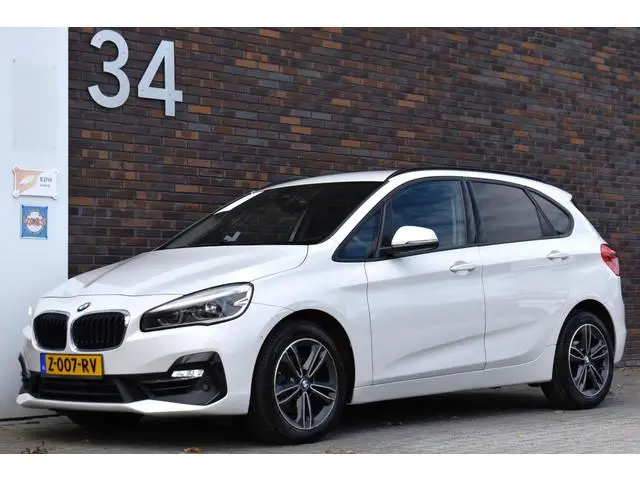 BMW 2-serie Active Tourer 220i High Executive