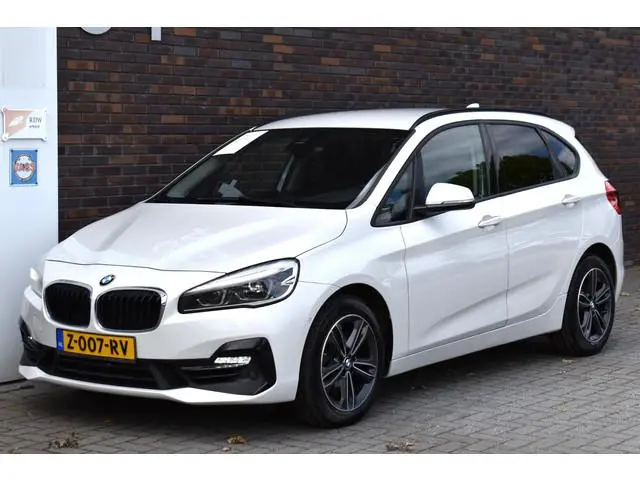 BMW 2-serie Active Tourer 220i High Executive