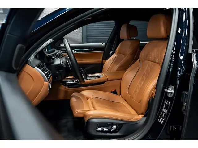 BMW 7-serie 750i xDrive High Executive *M-Sport / Harman-Kardon / Stoelmassage + ventilatie / HUD /...