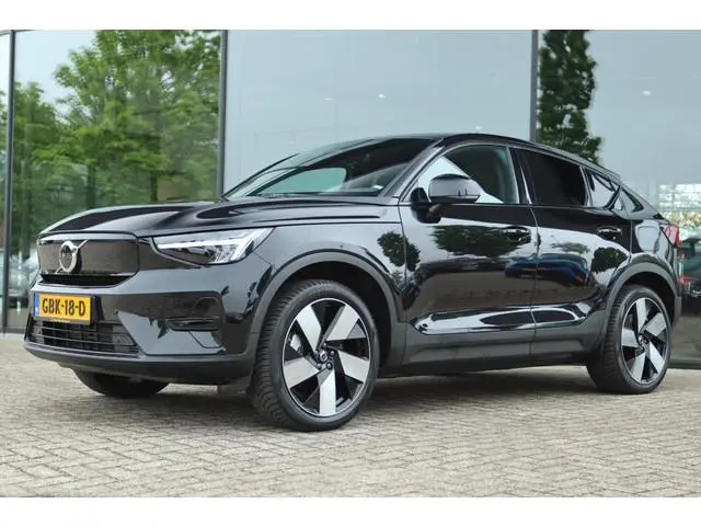 VOLVO C40 SINGLE MOTOR EXTENDED RANGE PLUS 82KWH | PANO | CARPLAY | ACC | LED | KEY-LESS | VIRT. COC...