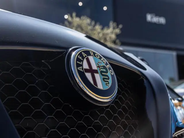 Alfa Romeo 4C 1750TBI TCT | Volledige onderhoud historie | 240 PK |  Xpel Lakbescherming | Target Bl...