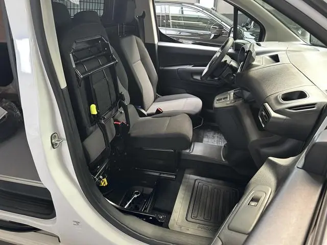 Toyota pro-ace