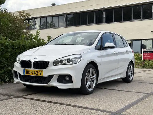 BMW 2-serie Active Tourer 218i Centennial Executive |STOELVERW.|CLIMA|NAVI|CRUISE|PARKEERSENSOREN| 5...