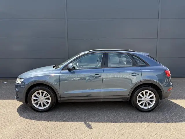 Audi Q3 1.4 TFSI CoD Pro Line (Stoelverwarming - Automatische Airco - Navigatie - Xenon - Parkeersen...