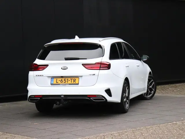 Kia Ceed Sportswagon 1.0 T-GDi GT-Line Edition LEDER | TREKHAAK | CAMERA | APPLE CARPLAY | CRUISE |