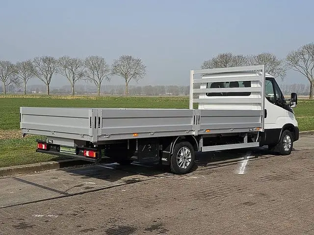 IVECO DAILY 35S16 3.0l open-laadbak xl
