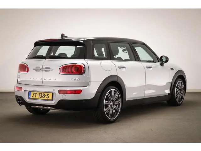 MINI Clubman 1.5 Cooper Business Edition | HALF LEDER | STOELVERWARMING | APPLE | DRAADLOZE LADER |...