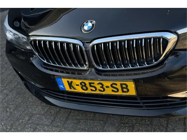 BMW 6-serie 640i xDrive GT Luxury Line | Panodak | Comfortleder | Camera | LED | Navi Prof.