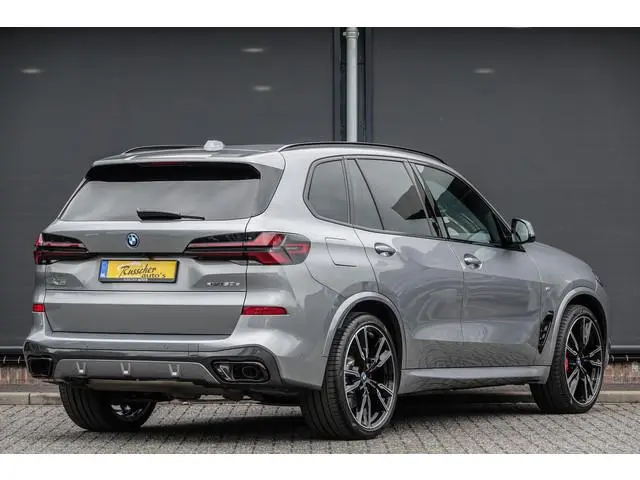 BMW X5 50e 490Pk X-Drive | M-Sport Pro | Shadowline | Luchtvering | Panoramadak | 360° Camera | Harm...