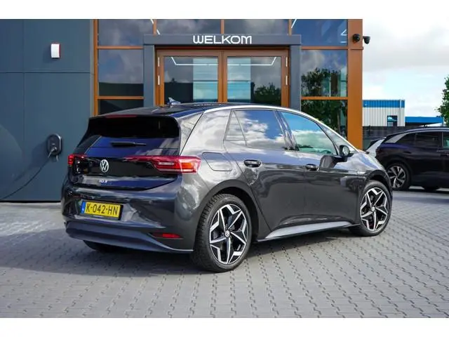 Volkswagen ID.3 First Plus 58 kWh | 90,69% SOH | IQ | Camera | Adap. Cruise
