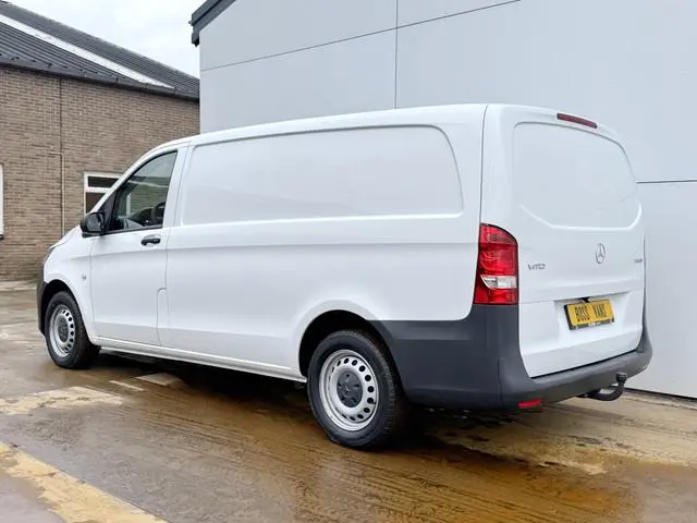 Mercedes Benz Vito 114 1.9 CDI Automaat L2H1 Achterklep Climate Control Cruise Control Trekhaak Carp...