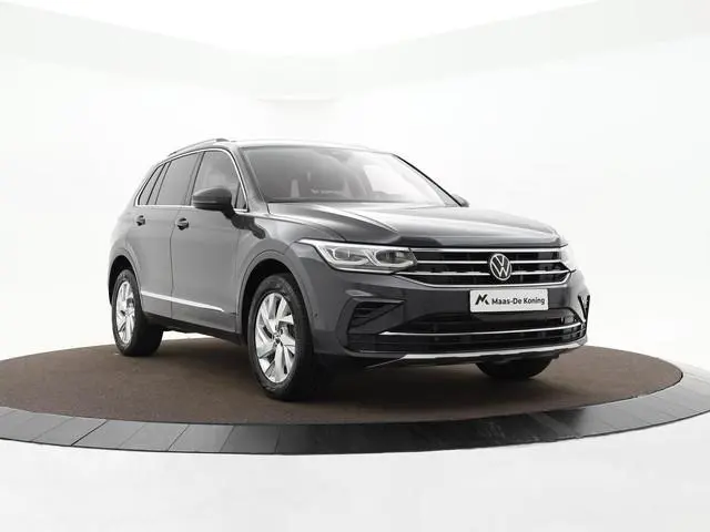 Volkswagen Tiguan 1.4 TSI 245pk eHybrid Elegance · Camera · Apple/Android Car Play · Dodehoek Detect...