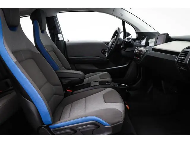 BMW i3 Basis 120Ah 42 kWh | SOH 91% | LED | AIRCO | 19"