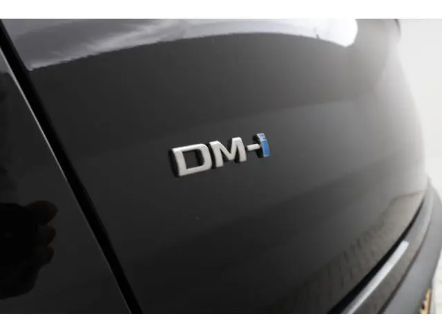 BYD SEAL
