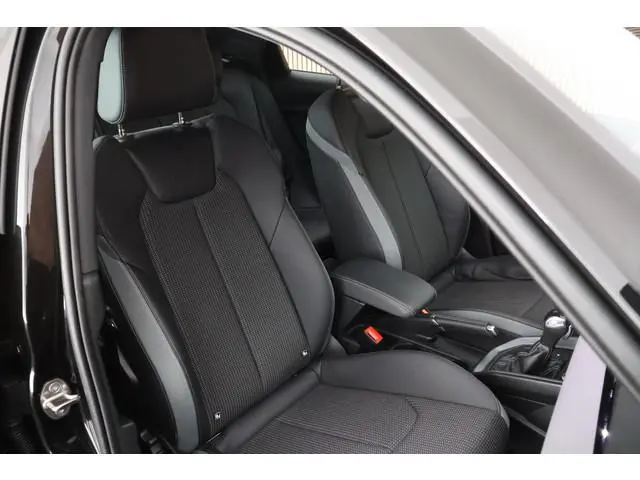 Audi A1 Sportback 30 TFSI 110pk S-Tronic S edition Sonos Keyless Stoelverwarming ACC LED Climate Con...