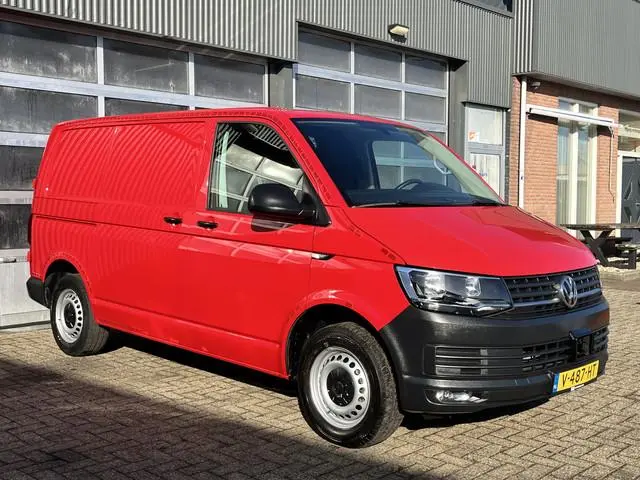Volkswagen Transporter 2.0 TDI L1H1 150PK Automaat Airco Cruise controle Trekhaak 2500kg trekgewicht...