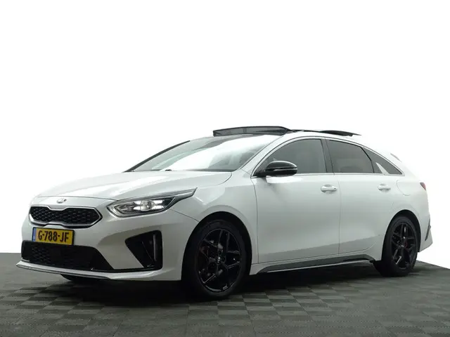Kia ProCeed 1.4 T-GDI GT-PlusLine Aut- Panoramadak, Stuur/Stoelverwarming, Carplay, Camera, Lane Ass...
