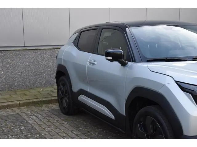 Suzuki e Vitara