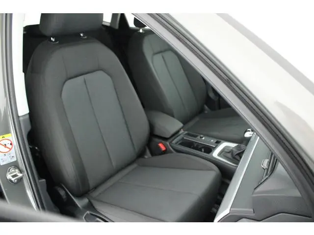 Audi Q3 Sportback 35 TFSI 150pk S-Tronic Pro Line S Trekhaak Stoelverwarming ACC Carplay Virtual Coc...