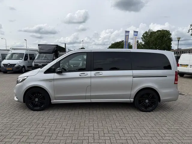 Mercedes-Benz V-klasse 250d Lang L2H1 DC 5 persoons Edition / vaste prijs rijklaar € 36.950 ex btw /...