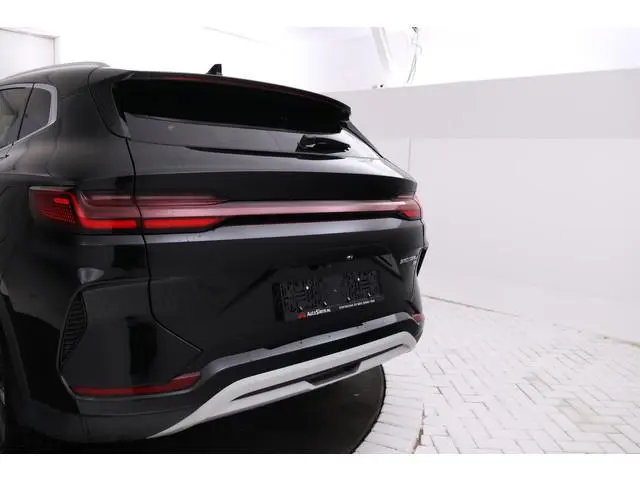 BYD SEAL U