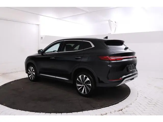 BYD SEAL U