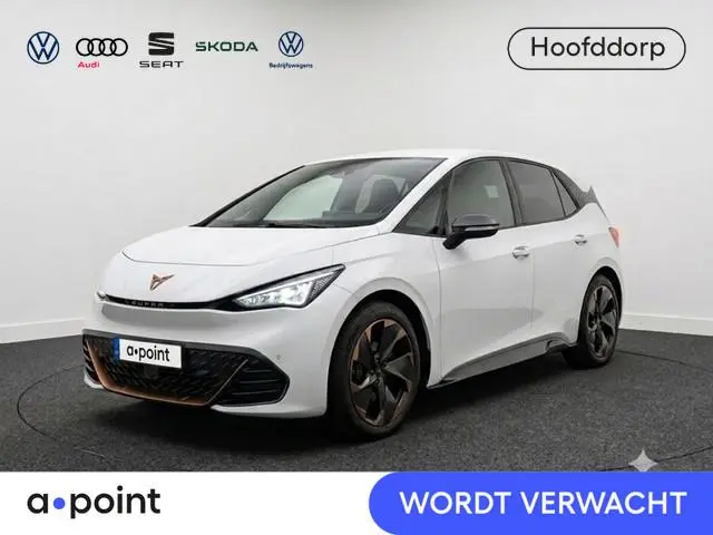 CUPRA Born Adrenaline One 62 kWh 204pk | SOH 93,71% | Navigatie | Parkeercamera | Lichtmetalen velge...