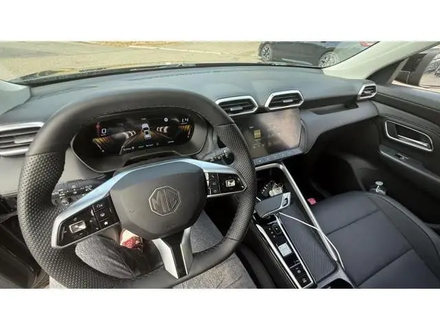 MG ZS