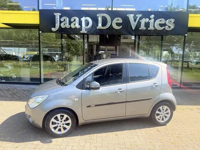 Opel Agila