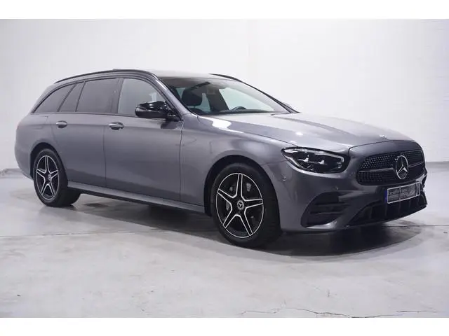 Mercedes-Benz E-klasse Estate 300 e AMG Line SOH 97% 1e Eig. NAP Panodak DAB-ontvangst sfeerverlicht...