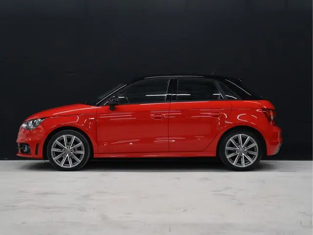 Audi A1 Sportback 1.2 TFSI Admired S Line [NAVIGATIE, AIRCO, BLUETOOTH, CRUISE CONTROL, AUTOMATISCH...