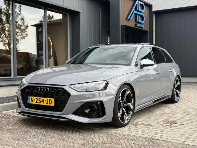 Audi RS4