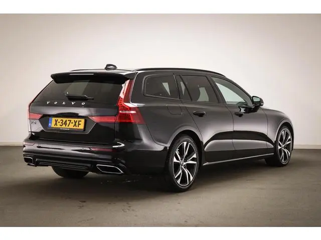 Volvo V60 2.0 T6 Recharge AWD R-Design | PARK ASSIST PACK | DAB | APPLE | VOORRUITVERWARMING | CAMER...