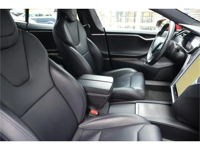 Tesla Model S 100D Performance Ludicrous+, Enhanced AutoPilot3.0 (twv 3.800,-), MCU2, SOH 86,9%