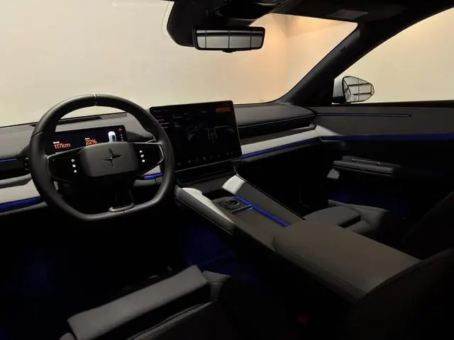Polestar 4