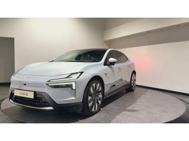 Polestar 4