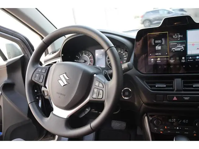 Suzuki S-Cross