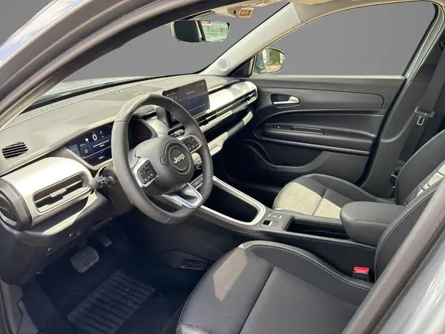 Jeep Avenger 1.2 e-Hybrid Altitude