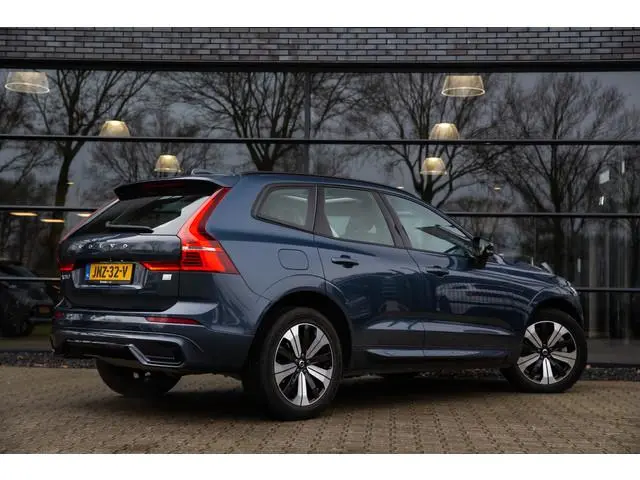Volvo XC60 2.0 T6 Plug-in hybrid AWD Plus Dark Long Range , Panoramadak, Memory, Leer